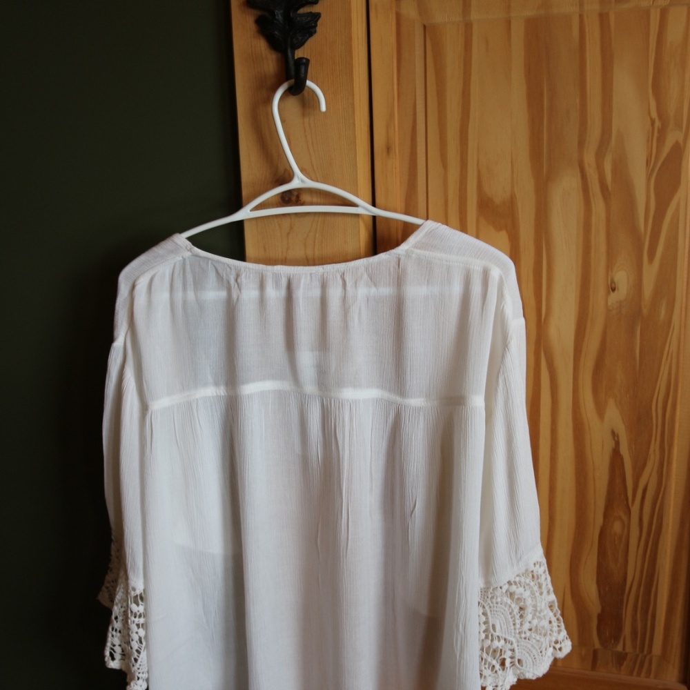 White Coverup - Picture 4 of 5